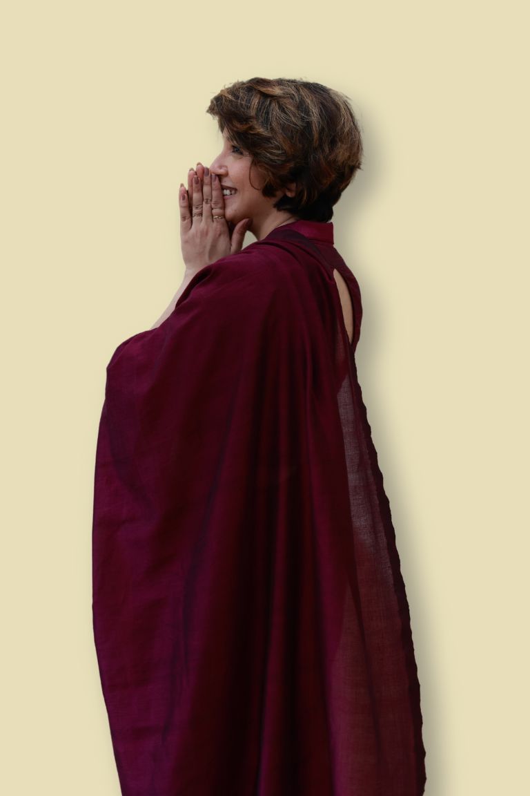 Sunflower Majesty ā Ready to Wear Pocket Saree with Sunflower Embroidery - Kozylook